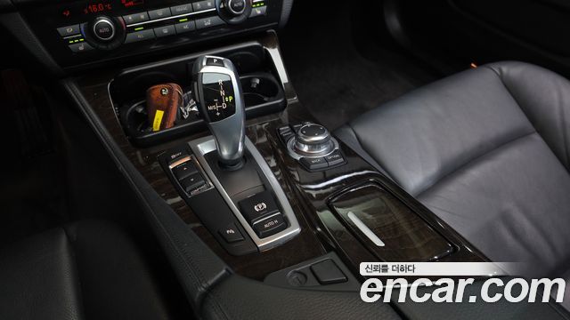 BMW 5 Series (F10) 520d 2013 — фото 9