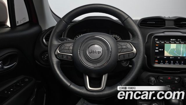 Jeep Renegade 2.0 Diesel Limited AWD 2018 — фото 17