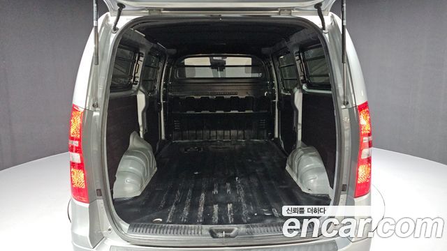 Hyundai Grand Starex Van 3-Seater Smart 2021 — фото 20