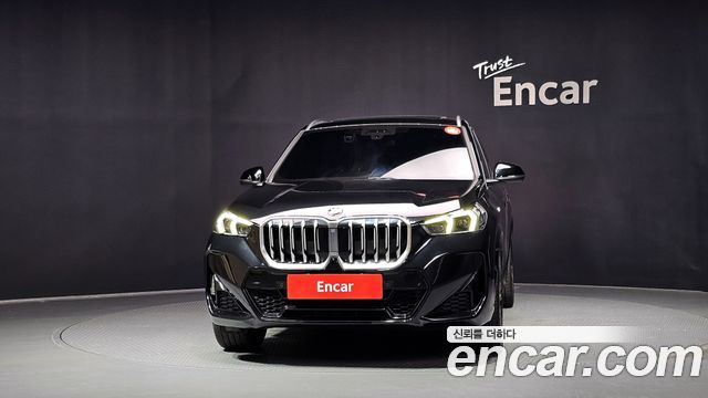 BMW X1 (U11) xDrive 20i M Sport 2024 — фото 3