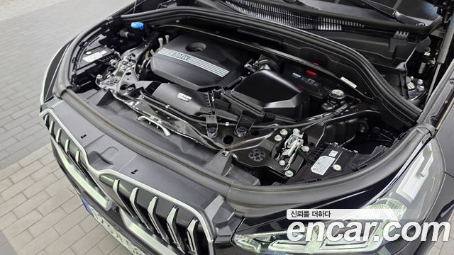 BMW X1 (U11) xDrive 20i M Sport 2024 — фото 6