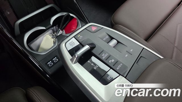 BMW X1 (U11) xDrive 20i M Sport 2024 — фото 9