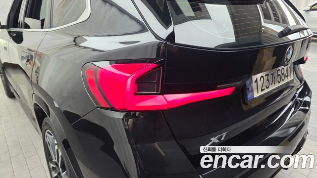 BMW X1 (U11) xDrive 20i M Sport 2024 — фото 29