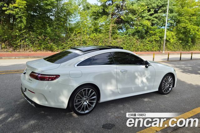 Mercedes-Benz E-Class (W213) E450 4MATIC Coupe 2021 — фото 6