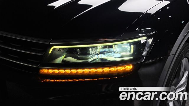 Volkswagen Tiguan (II) 2.0 TDI 4Motion Prestige 2018 — фото 22