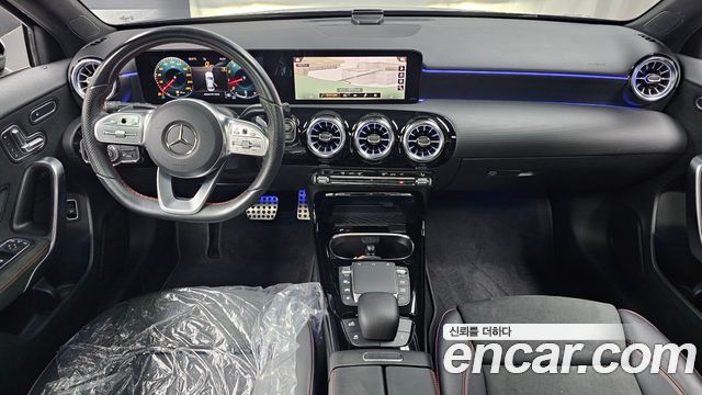 Mercedes-Benz A-Class (W177) AMG A35 4MATIC Sedan 2021 — фото 7