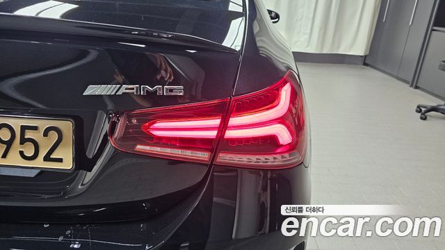 Mercedes-Benz A-Class (W177) AMG A35 4MATIC Sedan 2021 — фото 23
