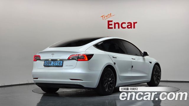Tesla Model 3 Long Range AWD 2022 — фото 2