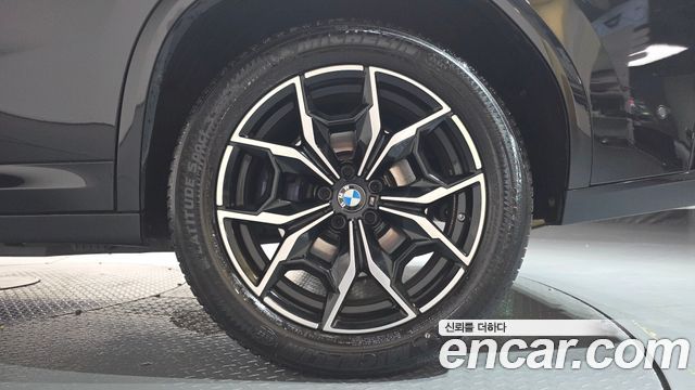 BMW X4 (G02) xDrive20i M Sport 2024 — фото 27
