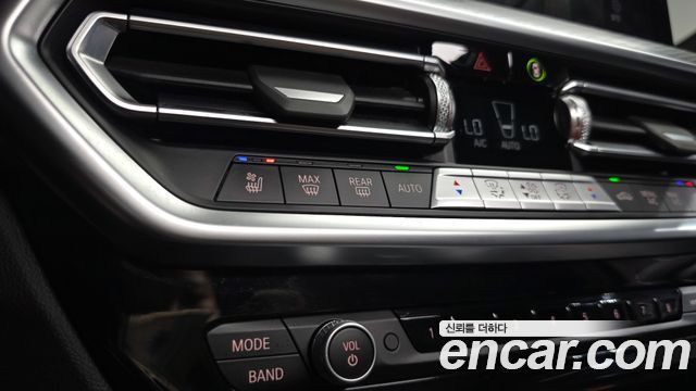 BMW X4 (G02) xDrive20i M Sport 2024 — фото 39