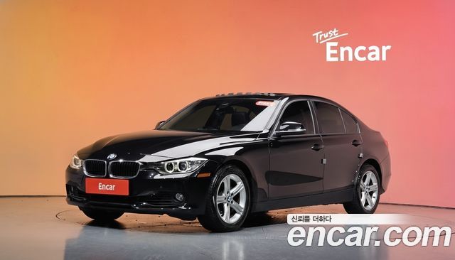 BMW 3 Series (F30) 320i
