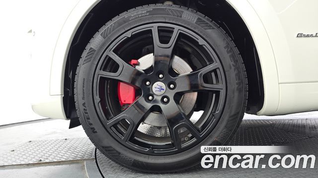 Maserati Levante 3.0 Diesel AWD GranLusso 2018 — фото 5