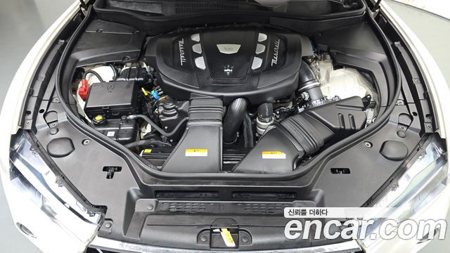 Maserati Levante 3.0 Diesel AWD GranLusso 2018 — фото 6
