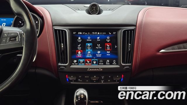 Maserati Levante 3.0 Diesel AWD GranLusso 2018 — фото 19