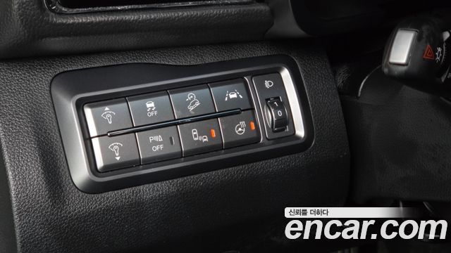 KG Mobility (SsangYong) Very New Tivoli Gasoline 1.5 2WD V3 Special 2021 — фото 19