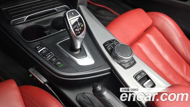 BMW 4 Series (F32) 430i M Sport Convertible 2019 — фото 9