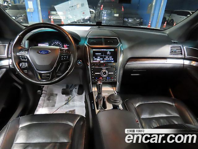 Ford Explorer 2.3 Limited 4WD 5th 2016 — фото 8