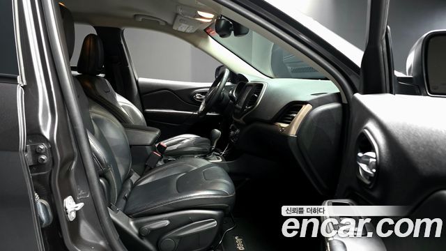 Jeep Grand Cherokee 3.2 WK2 2014 — фото 11