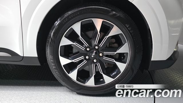Kia Carnival (IV) Gasoline 7-Seater Noblesse 2023 — фото 21