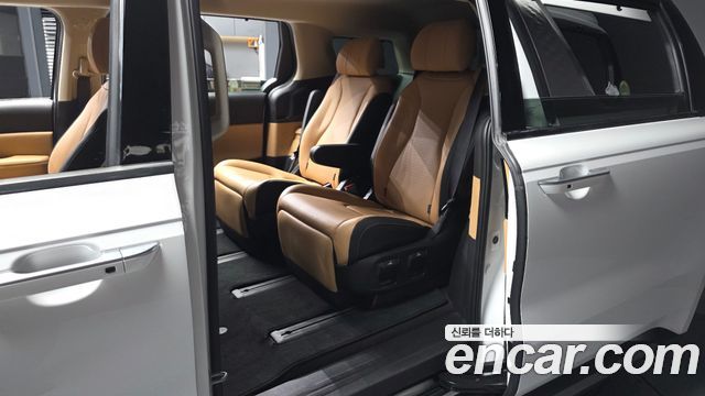 Kia Carnival (IV) Gasoline 7-Seater Noblesse 2023 — фото 26
