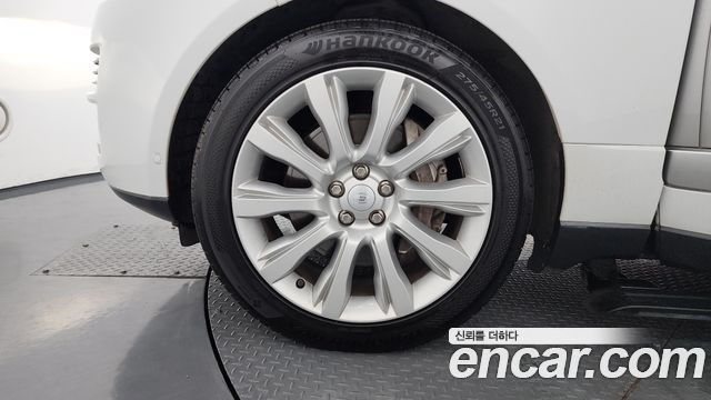 Land Rover Range Rover (IV) 4.4 SDV8 Vogue SE DIESEL 2016 — фото 5