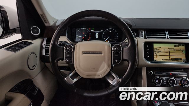Land Rover Range Rover (IV) 4.4 SDV8 Vogue SE DIESEL 2016 — фото 16