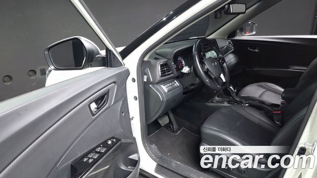 KG Mobility (SsangYong) Very New Tivoli Gasoline 1.5 2WD V3 2022 — фото 10