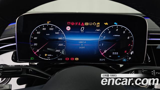 Mercedes-Benz E-Class (W214) E300 4MATIC AMG Line 2026 — фото 8