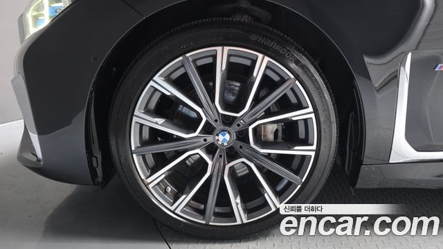 BMW 7 Series (G11) 740i M Sport 2022 — фото 5
