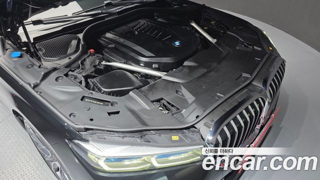 BMW 7 Series (G11) 740i M Sport 2022 — фото 6