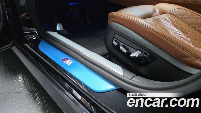 BMW 7 Series (G11) 740i M Sport 2022 — фото 37