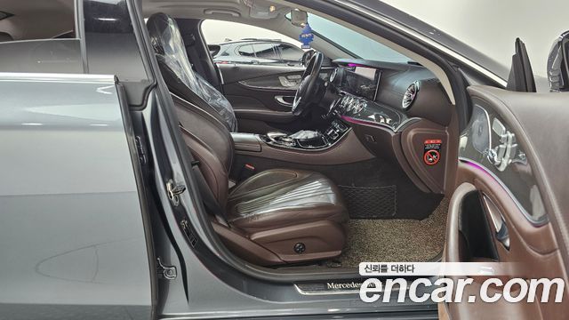 Mercedes-Benz CLS-Class (C257) CLS300d AMG Line 2019 — фото 15