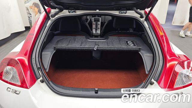Volvo C30 D4 1st 2012 — фото 20