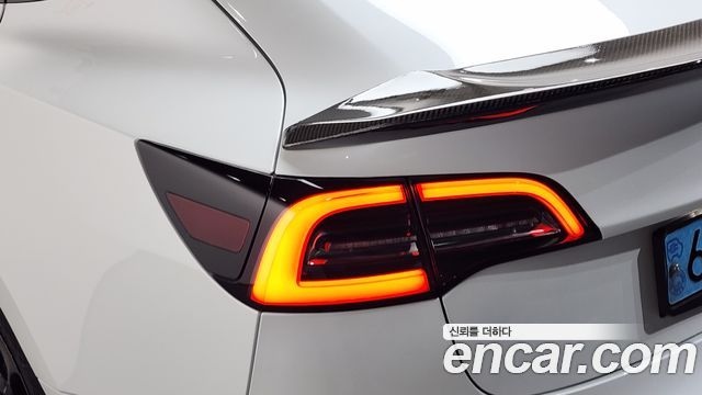 Tesla Model 3 Long Range AWD 2021 — фото 23