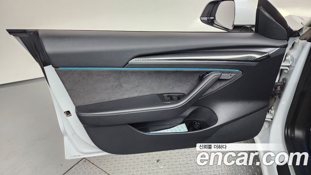 Tesla Model 3 Long Range AWD 2021 — фото 24