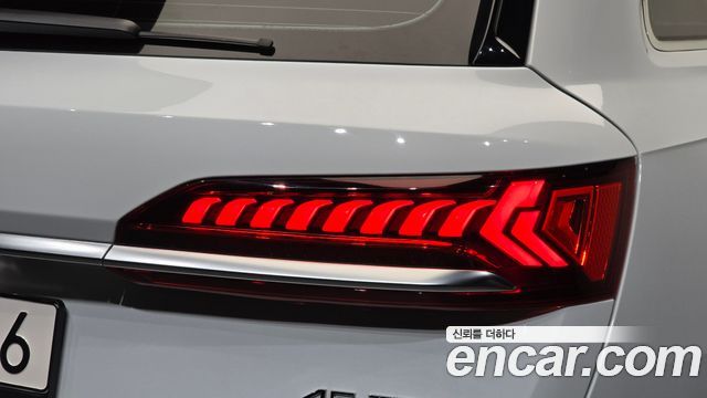 Audi Q7 (4M) 45 TDI Quattro Premium 2022 — фото 23