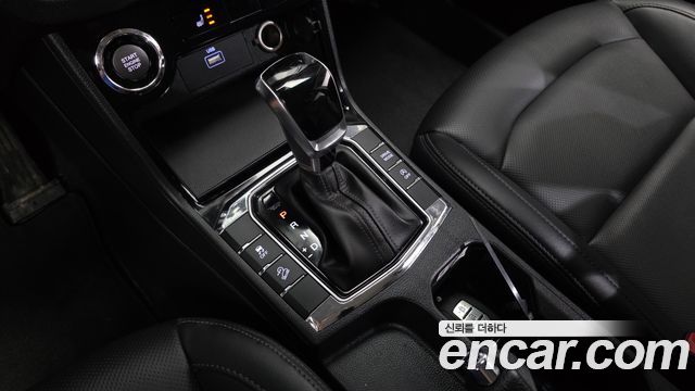 KG Mobility (SsangYong) Beautiful Korando Gasoline 1.5 2WD C5 Prime 2020 — фото 9