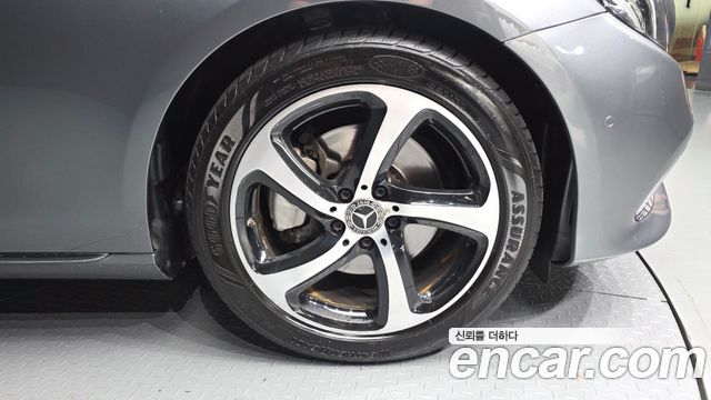 Mercedes-Benz E-Class (W213) E250 Avantgarde 2020 — фото 21