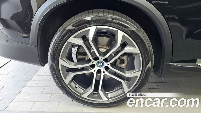 BMW X5 (G05) xDrive 50e xLine 2025 — фото 5