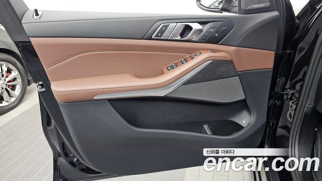 BMW X5 (G05) xDrive 50e xLine 2025 — фото 24