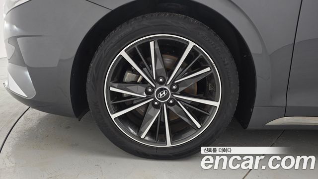 Hyundai Grandeur (IG) 2.5 Le Blanc 2023 — фото 5
