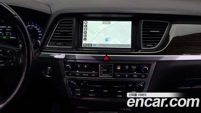 Genesis G80 3.3 GDI AWD Luxury 2018 — фото 14
