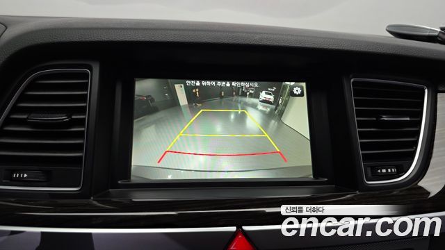 Genesis G80 3.3 GDI AWD Luxury 2018 — фото 15