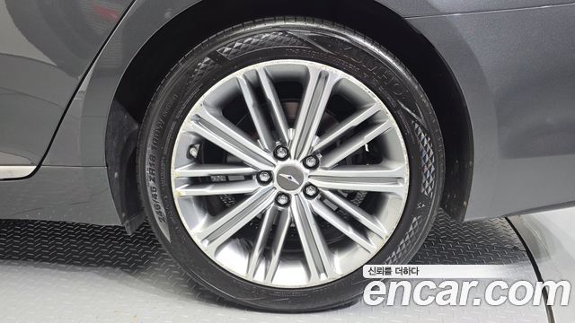 Genesis G80 3.3 GDI AWD Luxury 2018 — фото 21