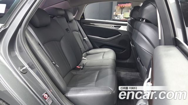 Genesis G80 3.3 GDI AWD Luxury 2018 — фото 26