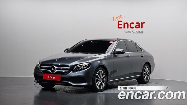 Mercedes-Benz E-Class (W213) E300 4MATIC Avnatgarde 2019 — фото 1