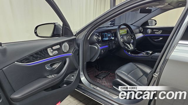 Mercedes-Benz E-Class (W213) E300 4MATIC Avnatgarde 2019 — фото 10