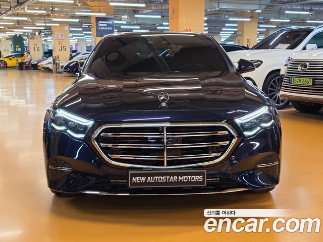 Mercedes-Benz E-Class (W214) E450 4MATIC Exclusive