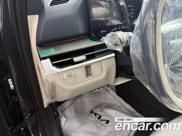 Kia Sportage (V) Gasoline 1.6 Turbo 2WD Signature X Line 2026 — фото 15
