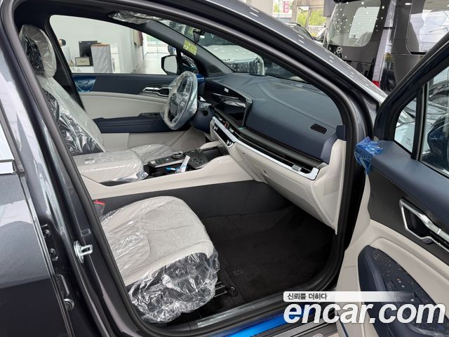 Kia Sportage (V) Gasoline 1.6 Turbo 2WD Signature X Line 2026 — фото 22